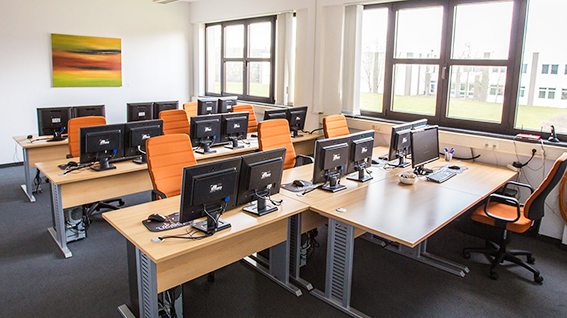 Einer unserer modern eingerichteten Schulungsräume.